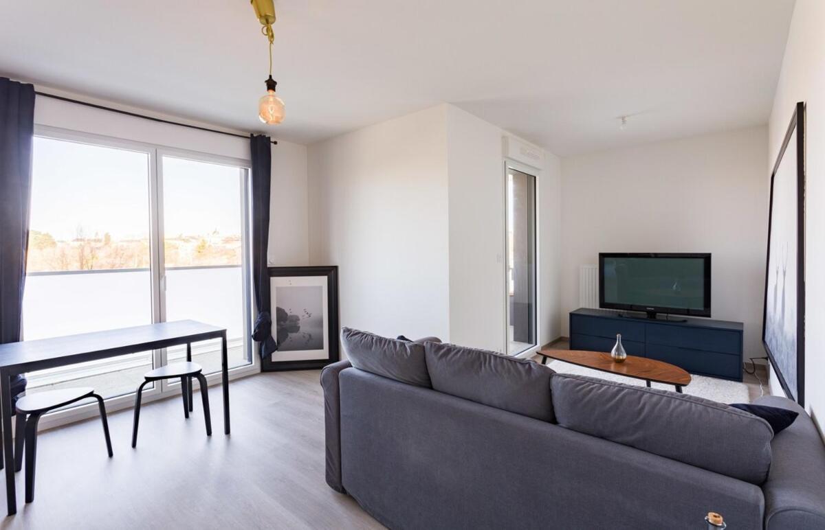 Le Rio, Appartement Avec Terrasse & Parking Ренн Экстерьер фото