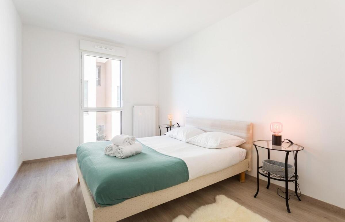 Le Rio, Appartement Avec Terrasse & Parking Ренн Экстерьер фото