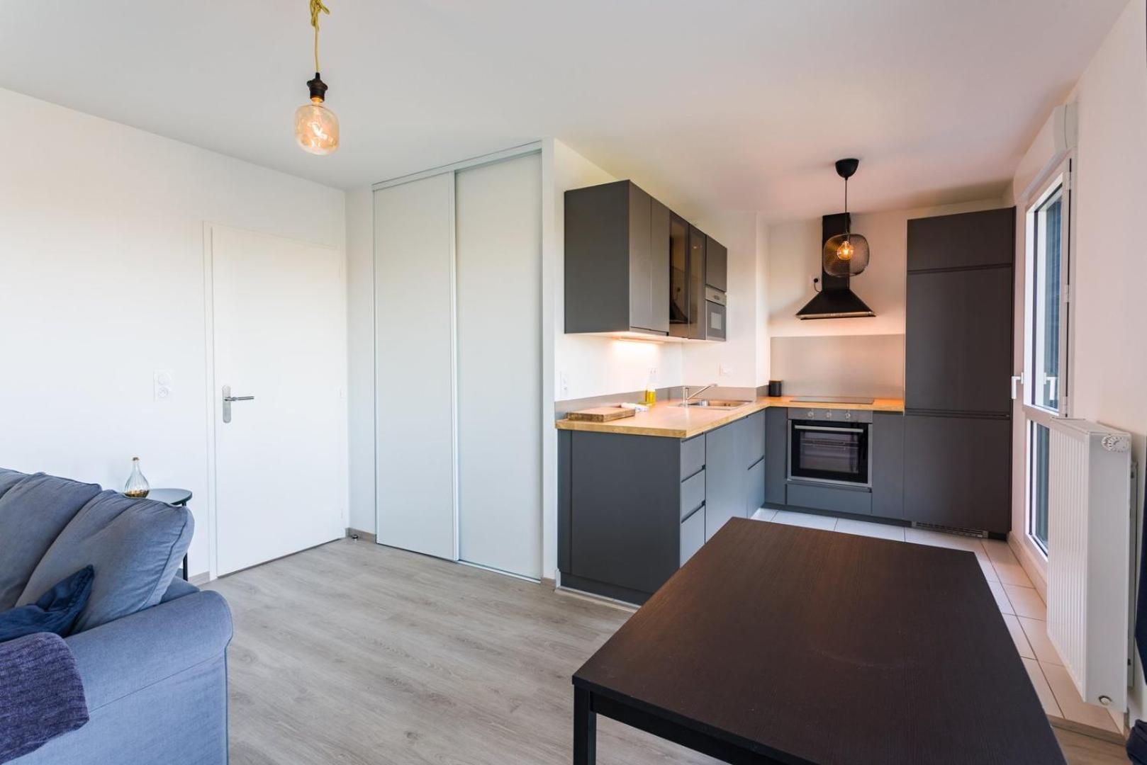 Le Rio, Appartement Avec Terrasse & Parking Ренн Экстерьер фото